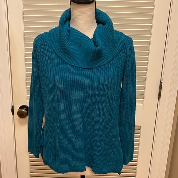Chico’s Cowl Neck Sweater in Blue, Size Chico One,  Size Small, EUC - Picture 17 of 17